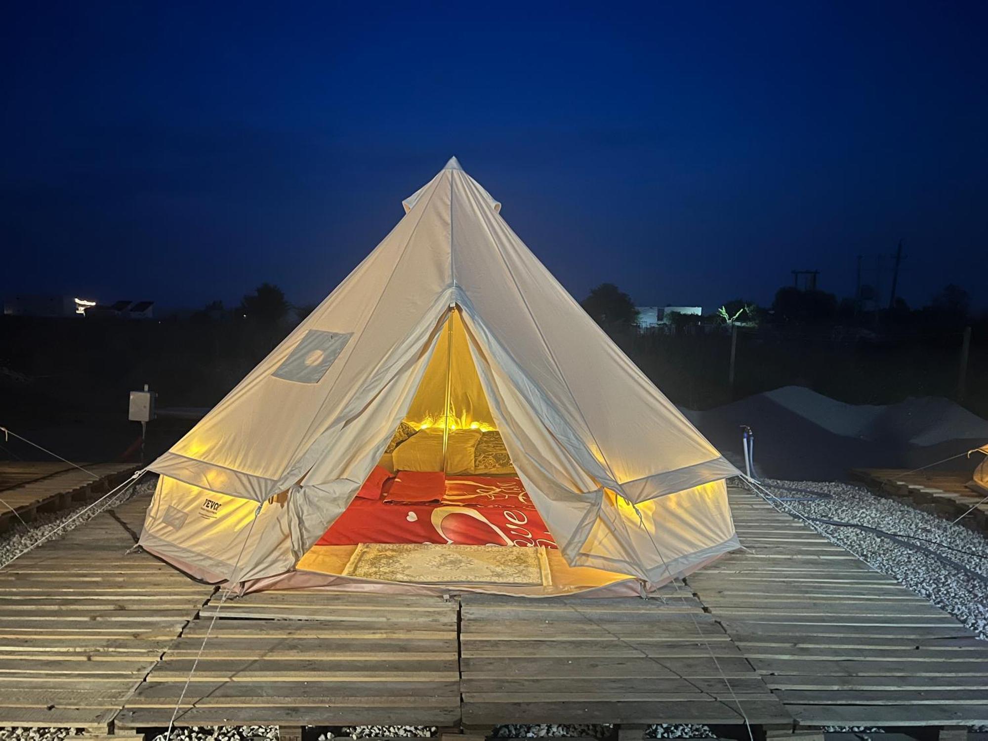 Meme Glamping Hotel Corbu  Buitenkant foto